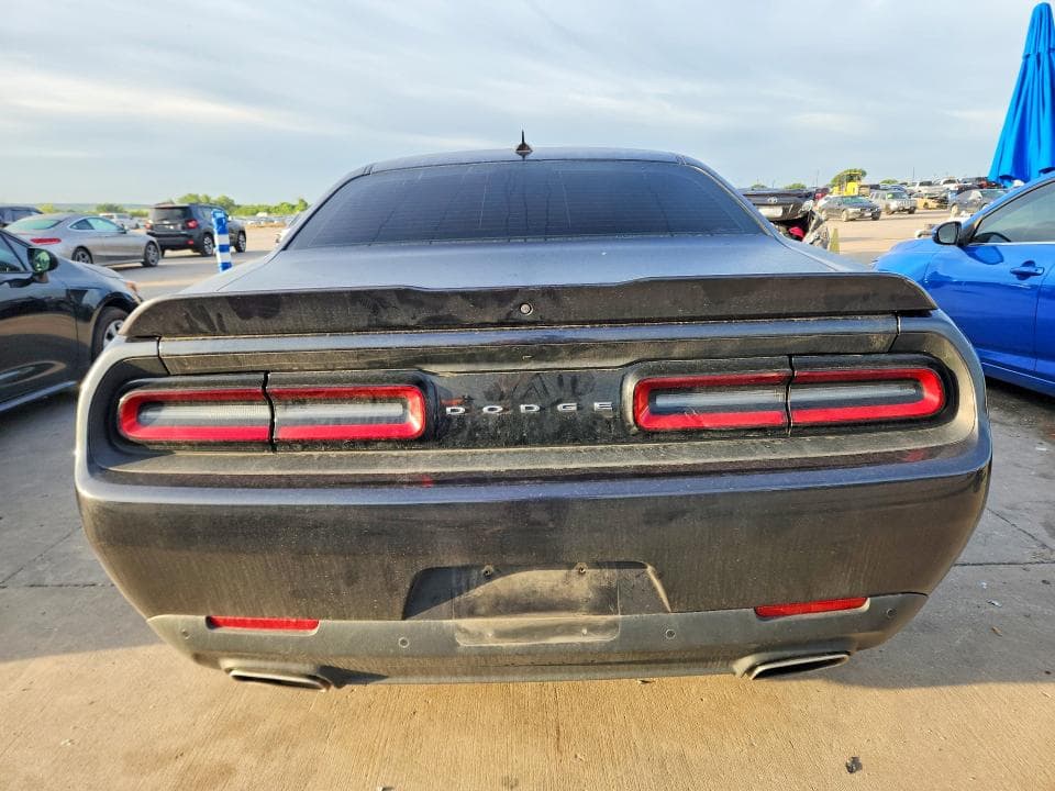 2018 DODGE CHALLENGER SXT 6