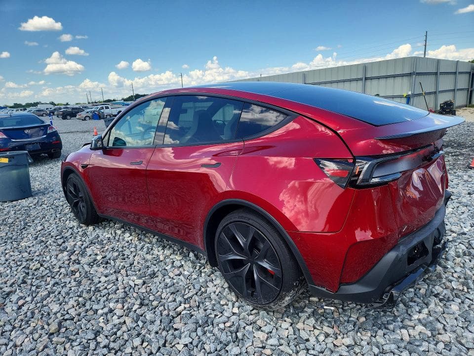 2026 TESLA MODEL Y 2