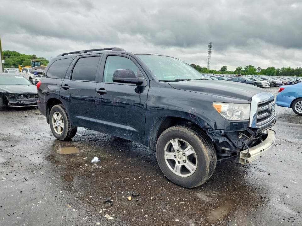 2017 TOYOTA SEQUOIA SR5 4