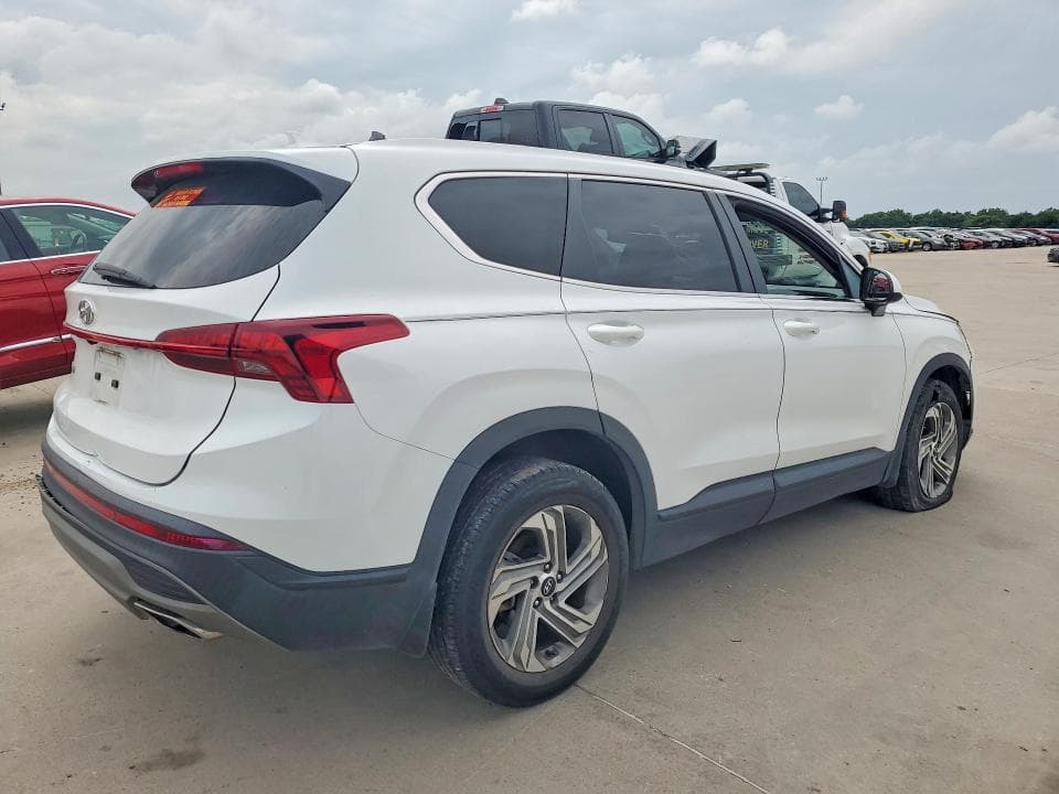 2022 HYUNDAI SANTA FE SE 3