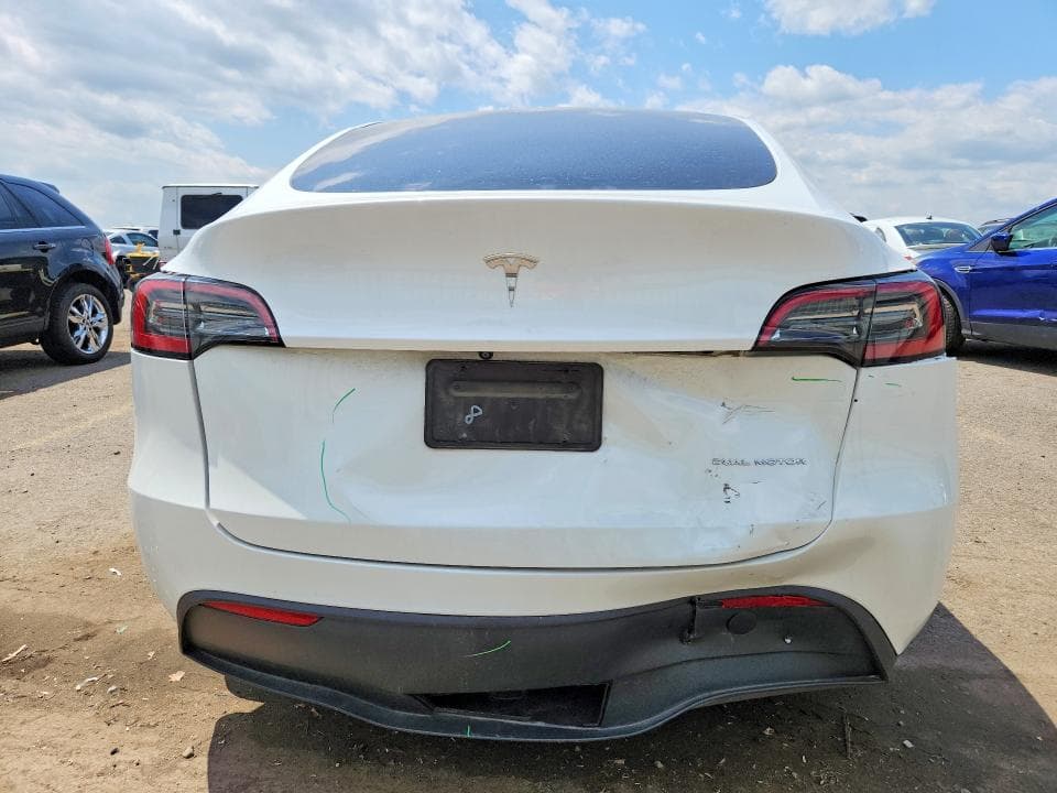 2023 TESLA MODEL Y 6