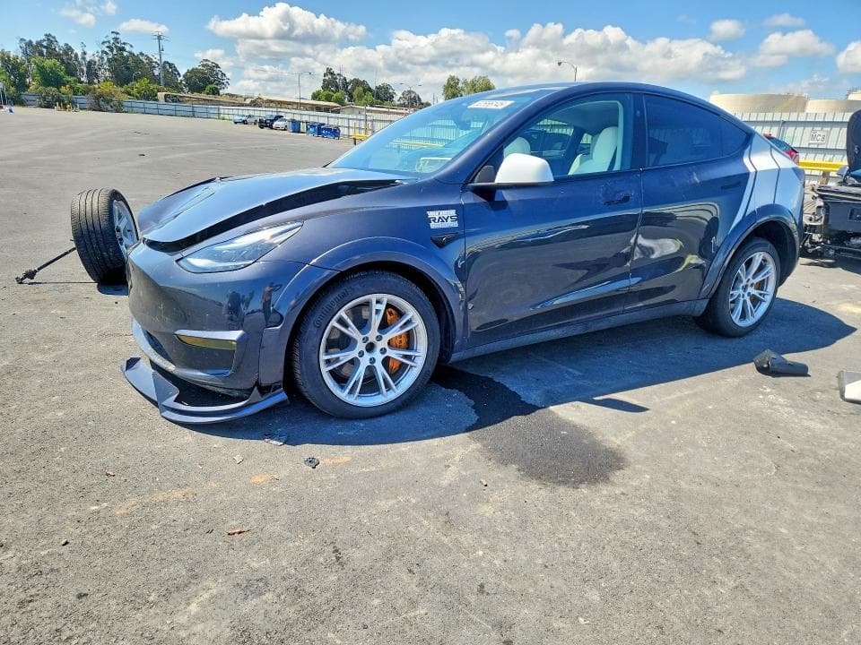 2024 TESLA MODEL Y - 1