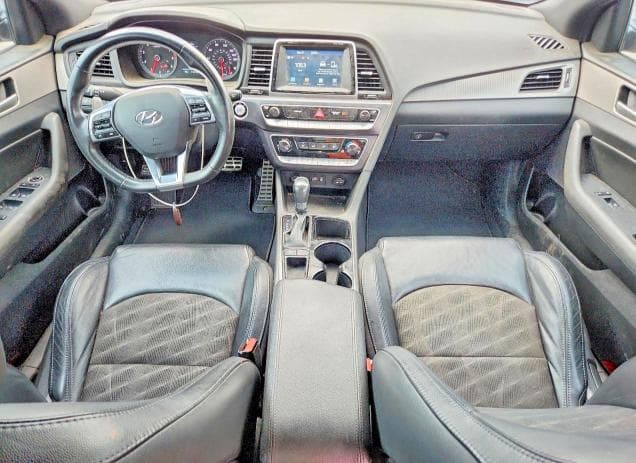 2018 HYUNDAI SONATA SPORT 8