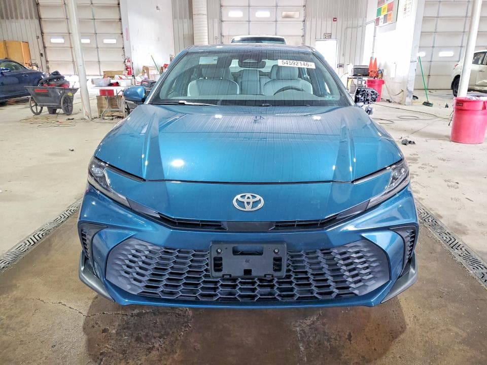2025 TOYOTA CAMRY SE 5