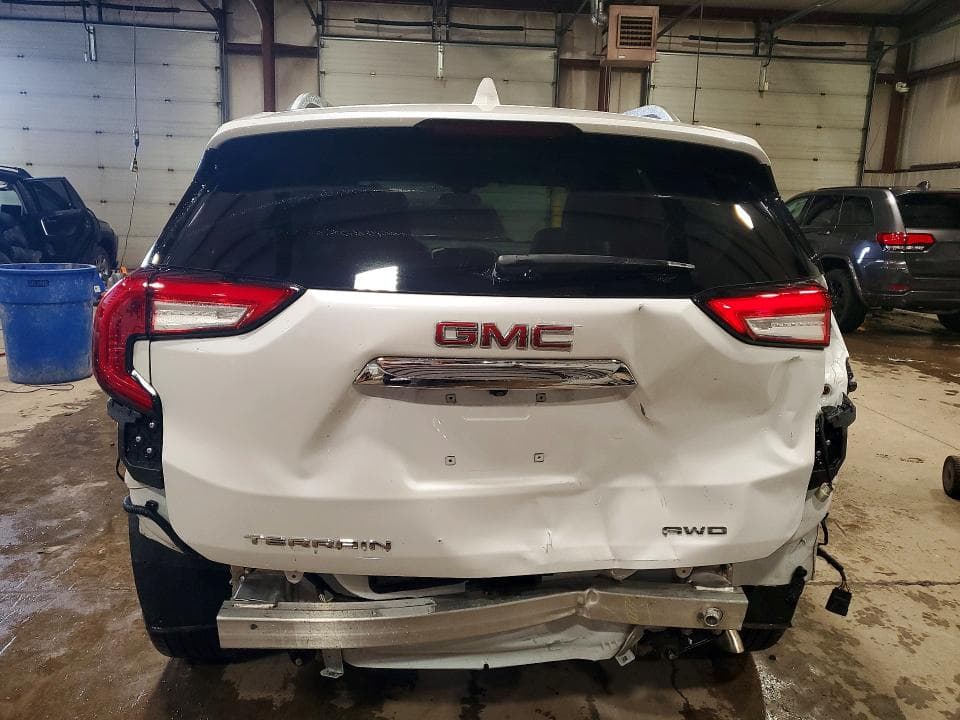 2024 GMC TERRAIN DENALI 6