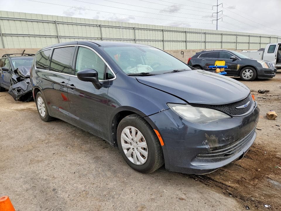 2019 CHRYSLER PACIFICA L 4