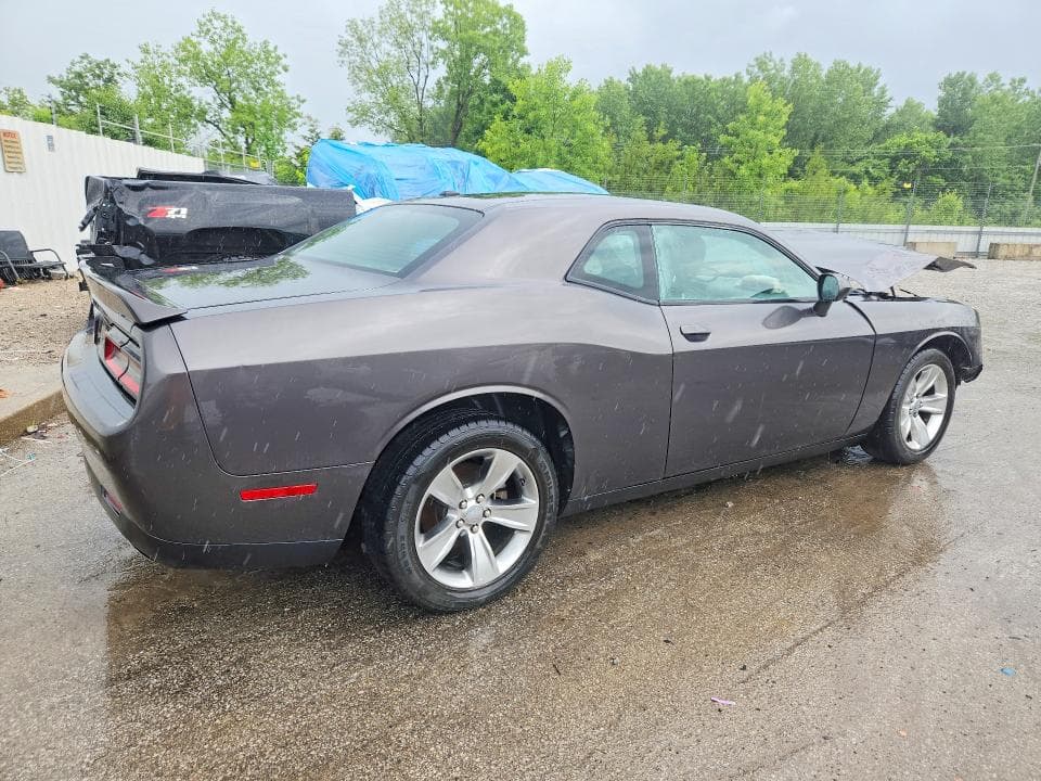 2021 DODGE CHALLENGER SXT 3