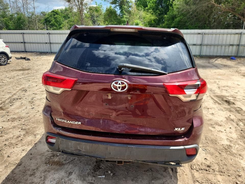 2017 TOYOTA HIGHLANDER XLE 6