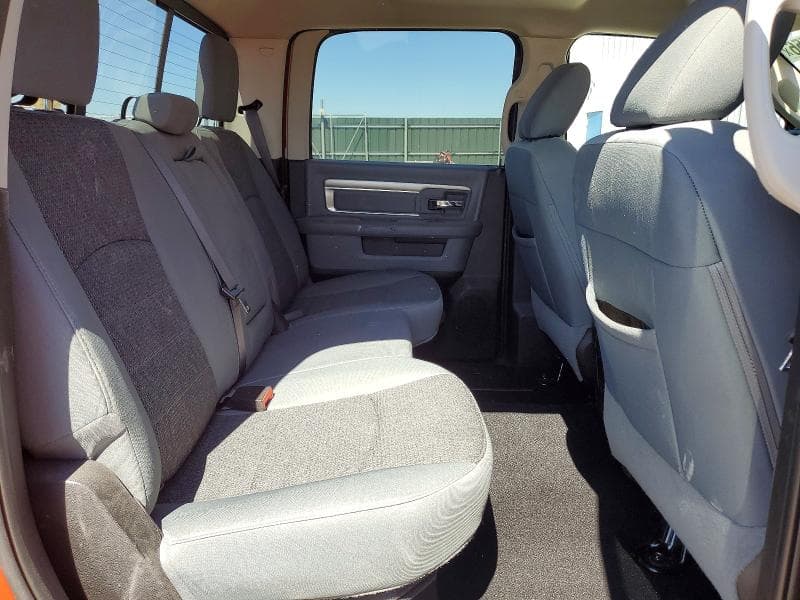 2019 RAM 1500 CLASSIC SLT 10