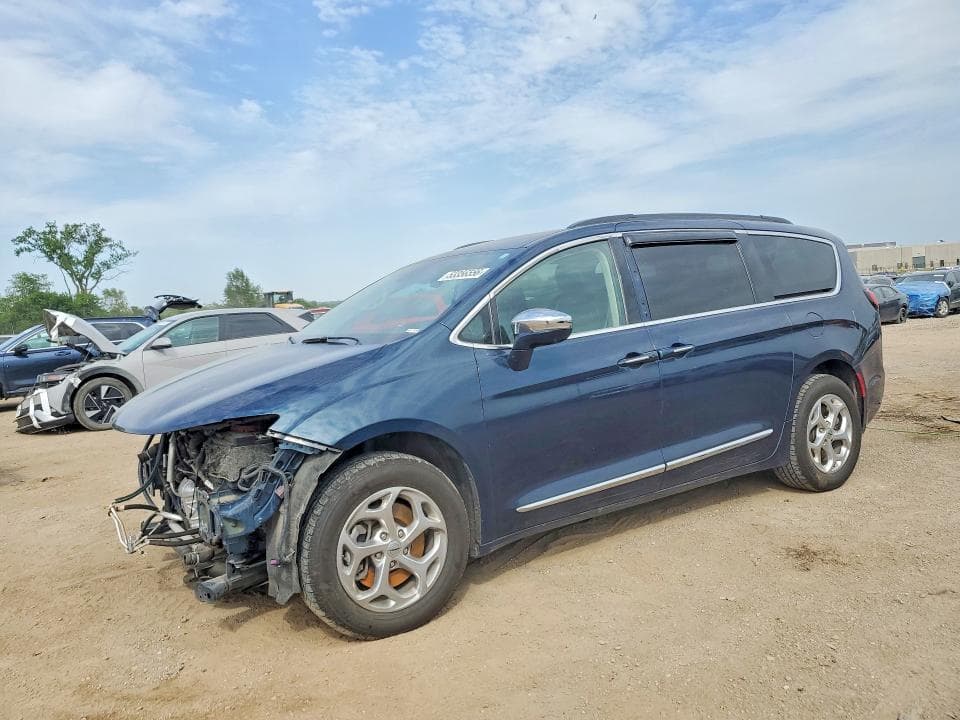 2022 CHRYSLER PACIFICA LIMITED - 1