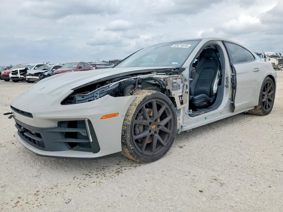 2025 PORSCHE PANAMERA 4 E-HYBRID - 1