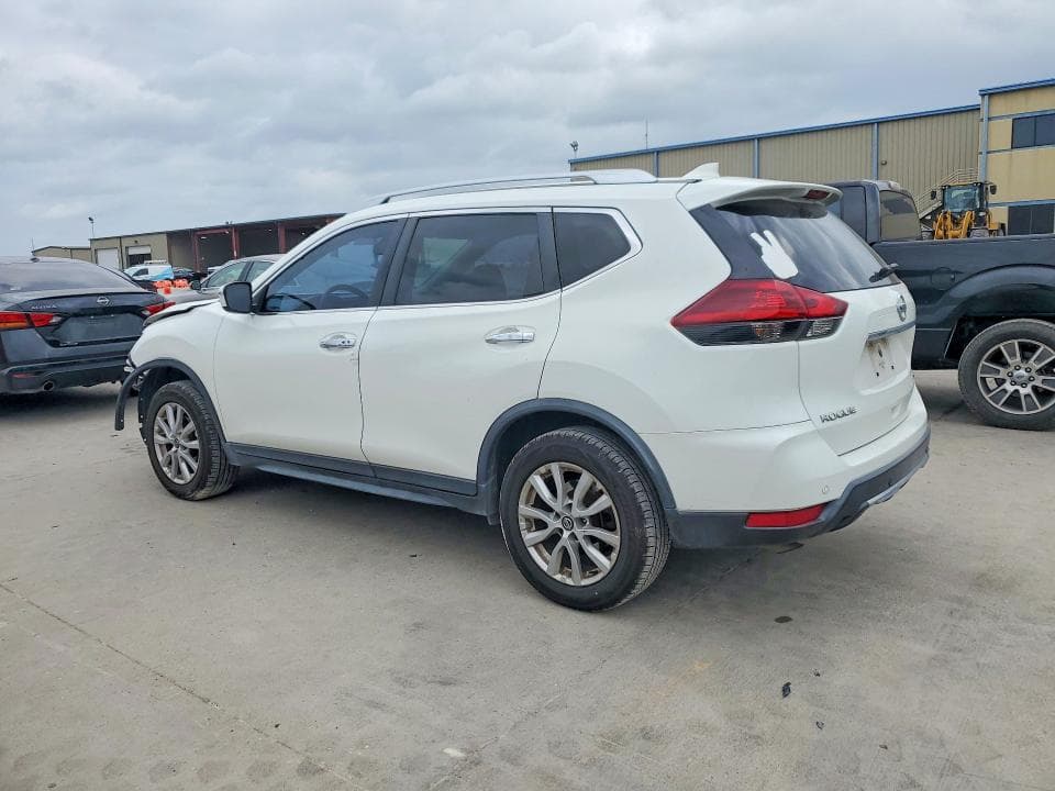 2020 NISSAN ROGUE SV 2