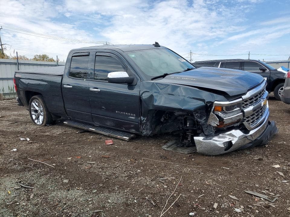 2017 CHEVROLET SILVERADO K1500 LT 4