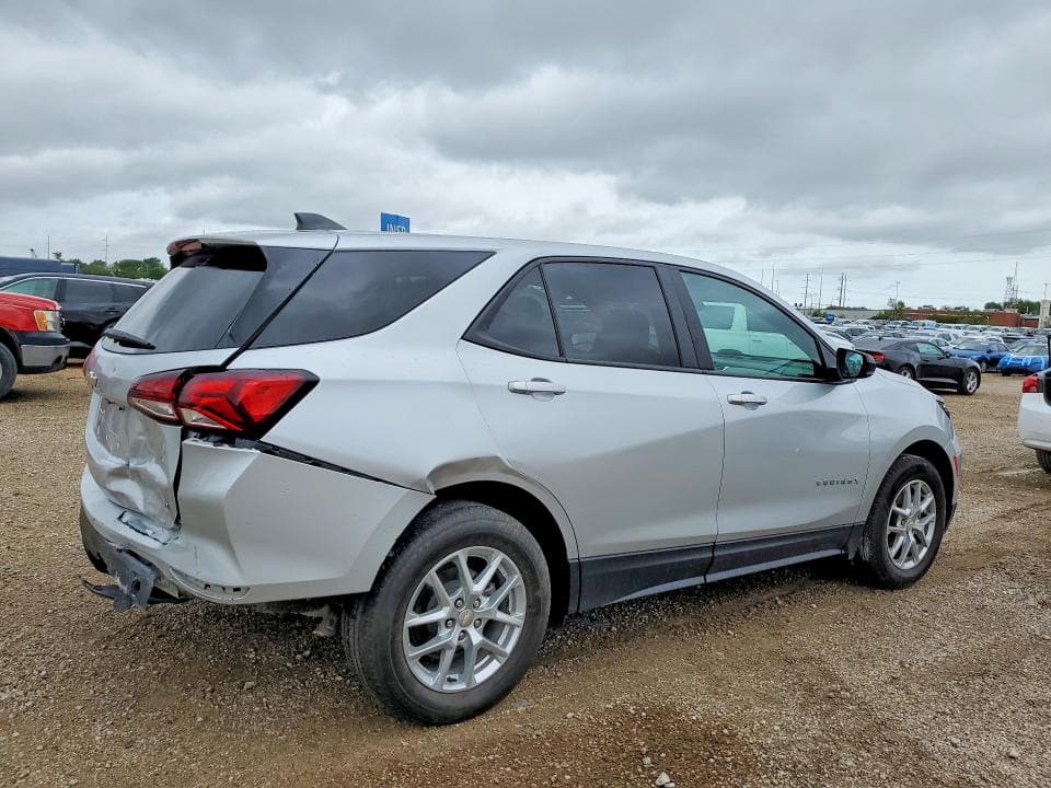 2022 CHEVROLET EQUINOX LS 3