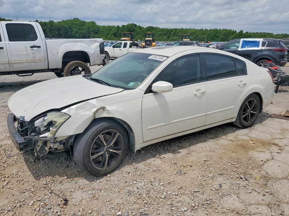 2004 NISSAN MAXIMA - 1