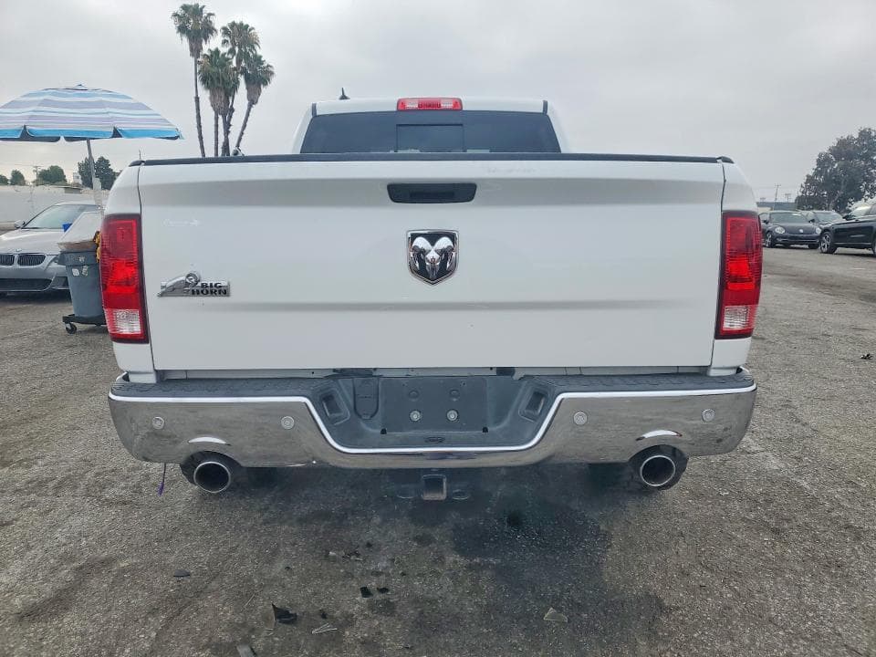 2019 RAM 1500 CLASSIC SLT 6