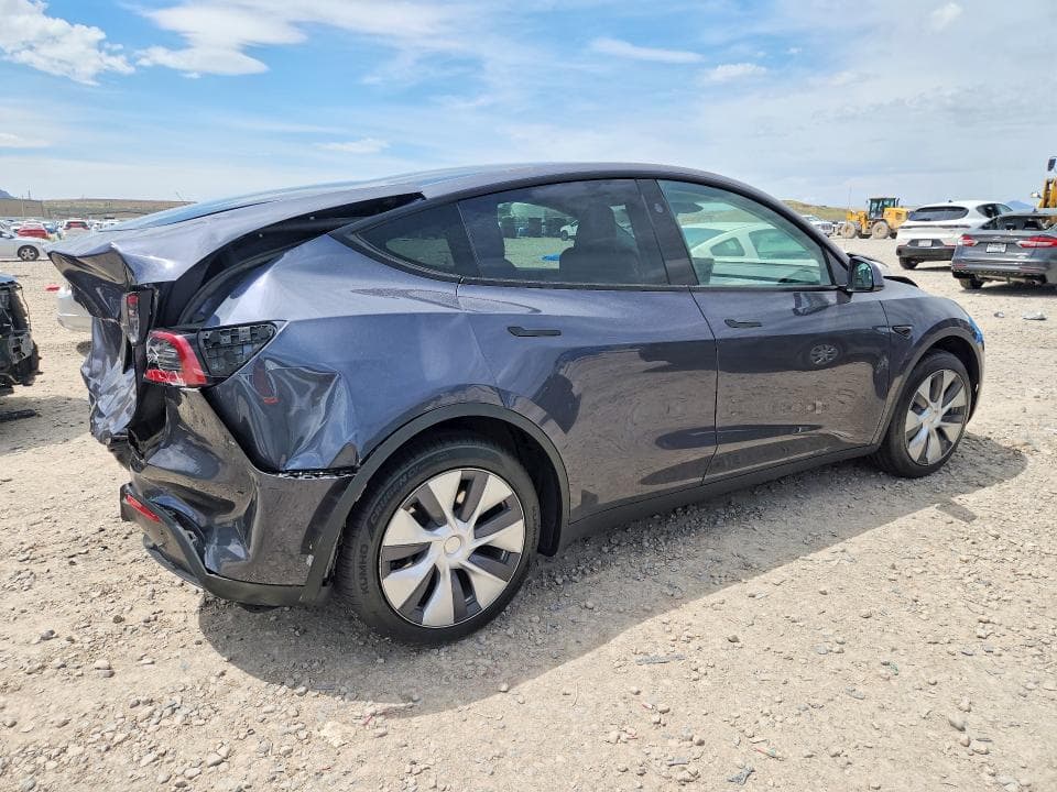 2023 TESLA MODEL Y 3