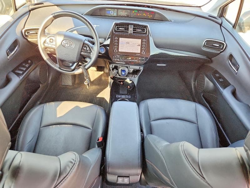 2022 TOYOTA PRIUS XLE AWD-E 8