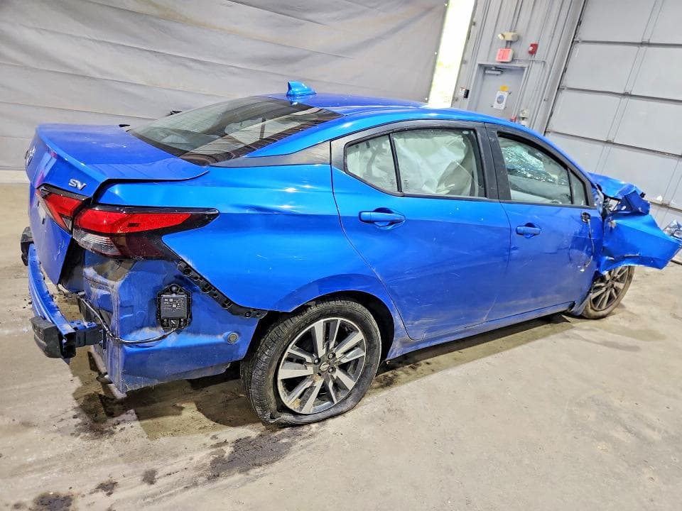 2020 NISSAN VERSA SV 3