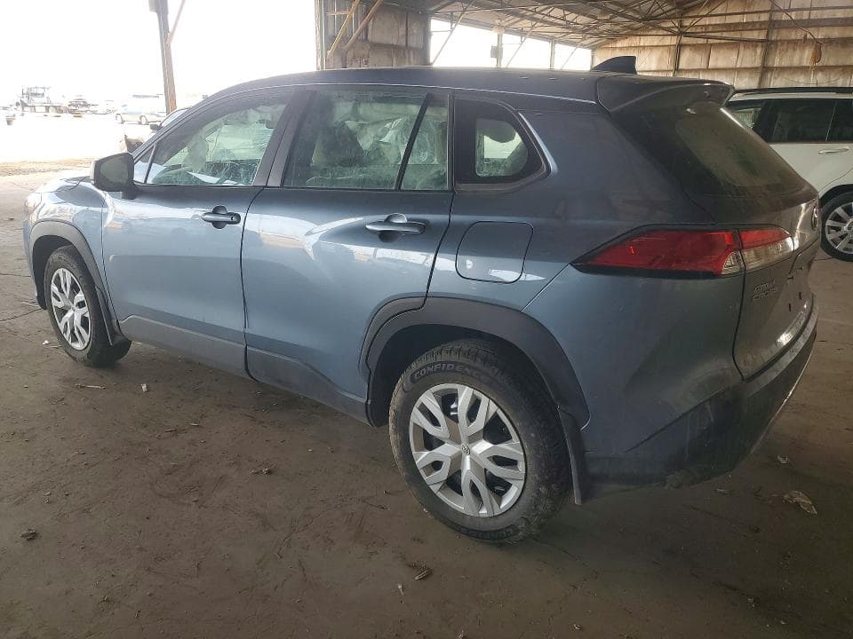 2024 TOYOTA COROLLA CROSS L 2