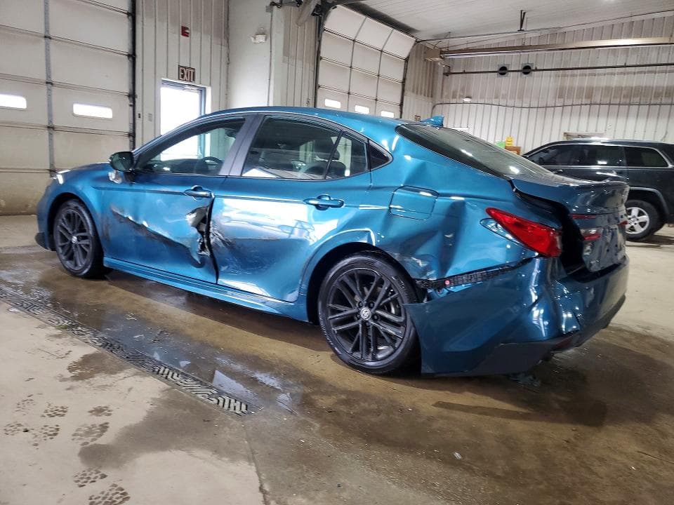 2025 TOYOTA CAMRY SE 2