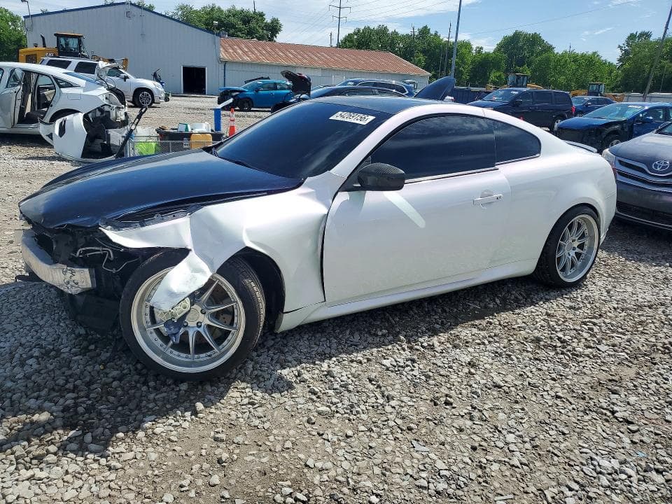 2014 INFINITI Q60