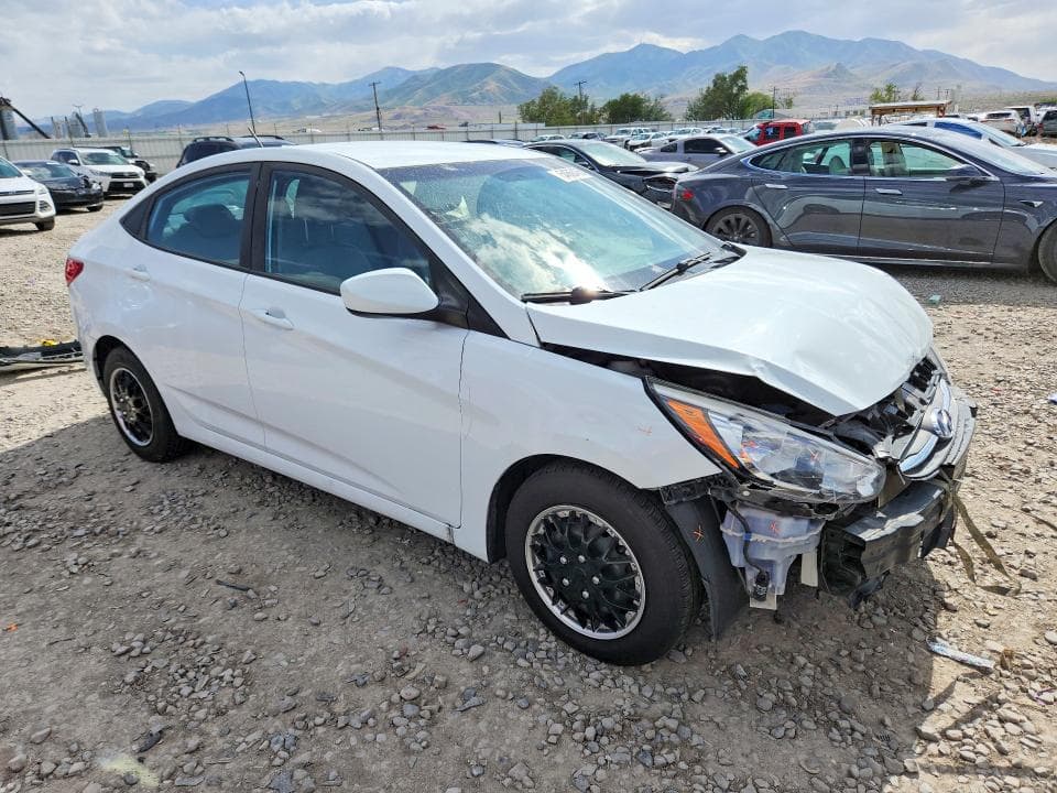 2017 HYUNDAI ACCENT SE 4