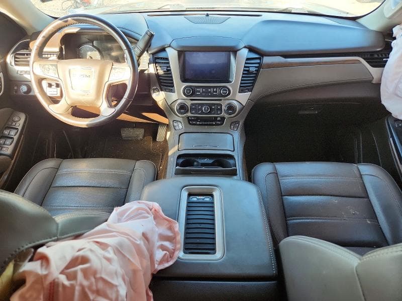 2019 GMC YUKON DENALI 8