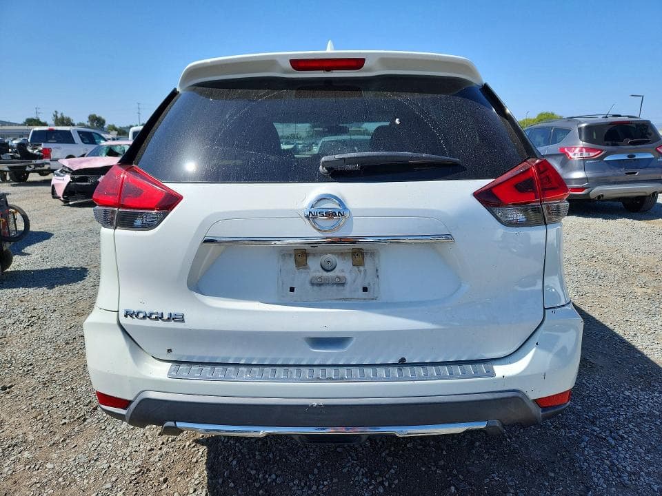 2017 NISSAN ROGUE SV 6