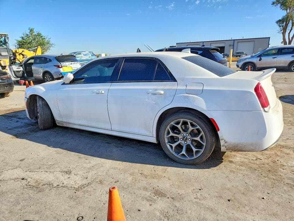 2018 CHRYSLER 300 2