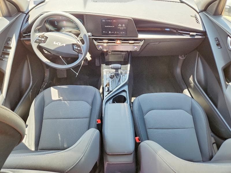 2026 KIA NIRO LX 8