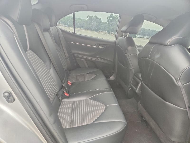 2022 TOYOTA CAMRY SE 10
