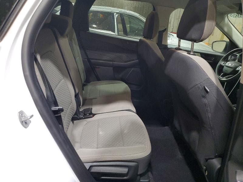 2022 FORD ESCAPE SE 11