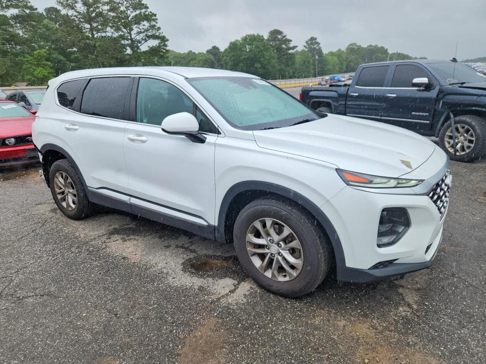 2020 HYUNDAI SANTA FE SE 4