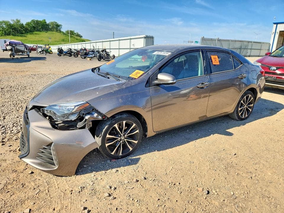 2019 TOYOTA COROLLA SE - 1