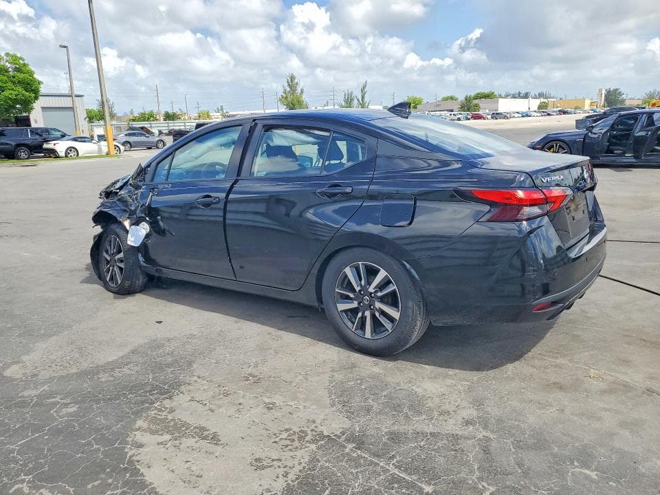 2021 NISSAN VERSA SV 2
