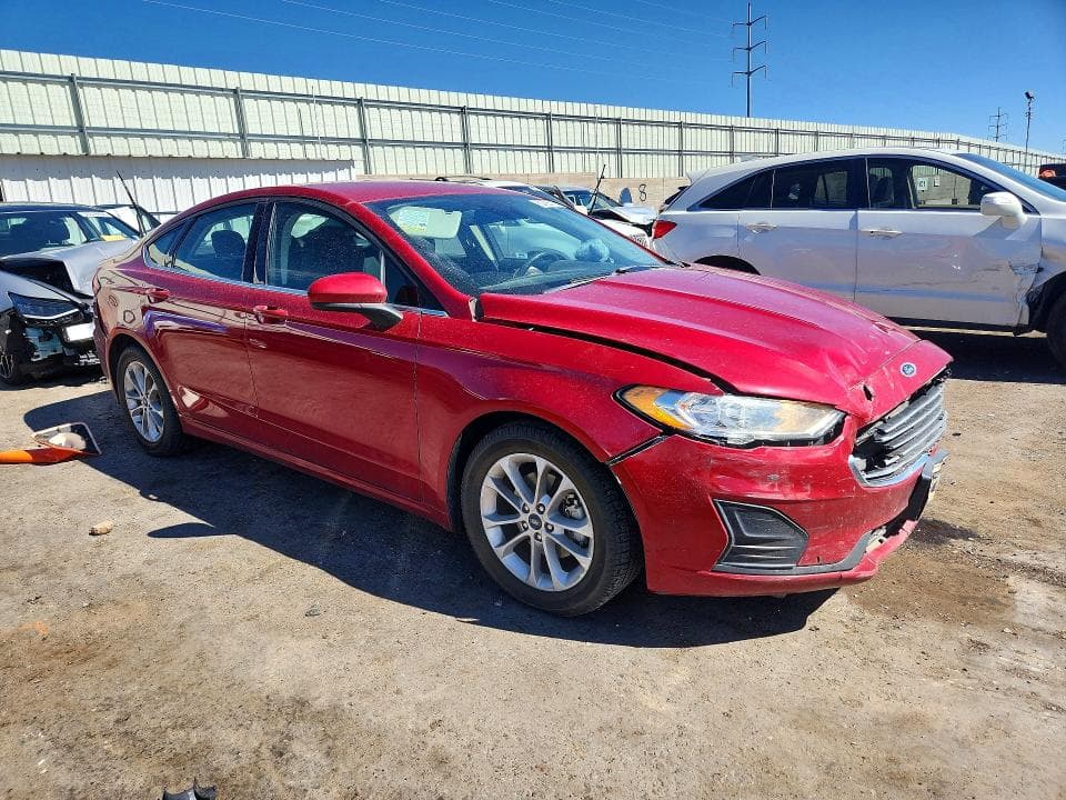 2020 FORD FUSION SE 4