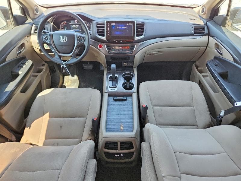 2017 HONDA PILOT EX 8