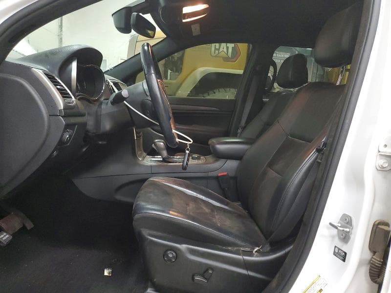 2022 JEEP GRAND CHEROKEE LAREDO E 7