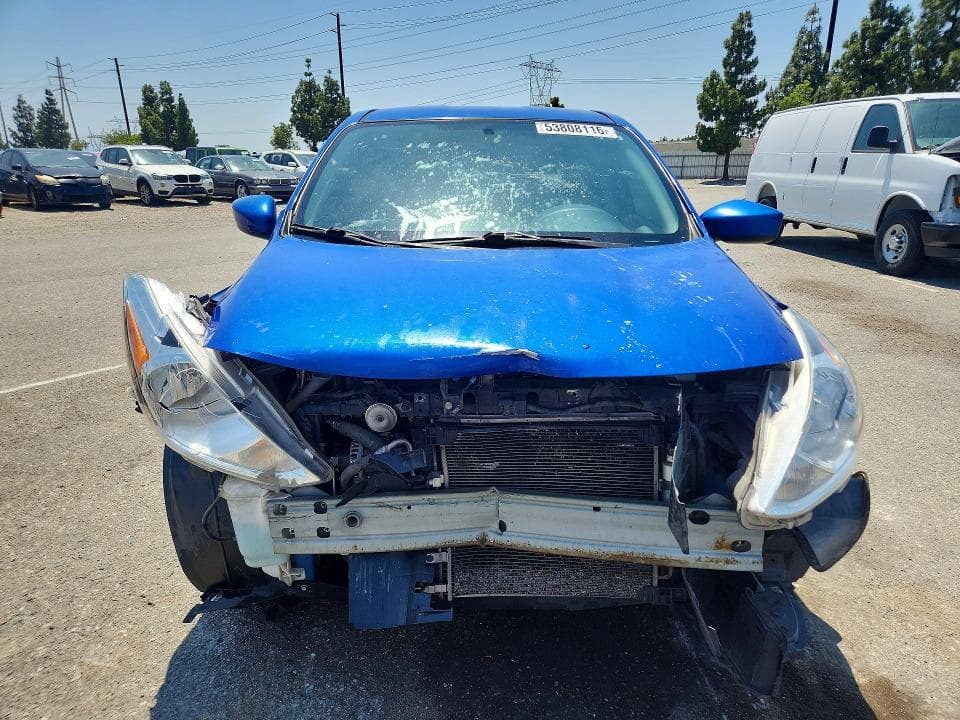 2017 NISSAN VERSA 1.6 SV 5