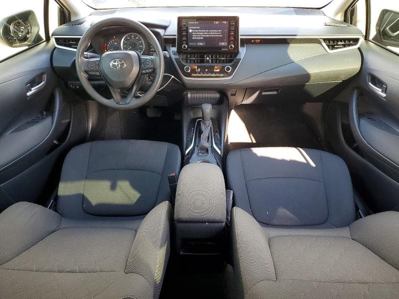 2021 TOYOTA COROLLA LE 8