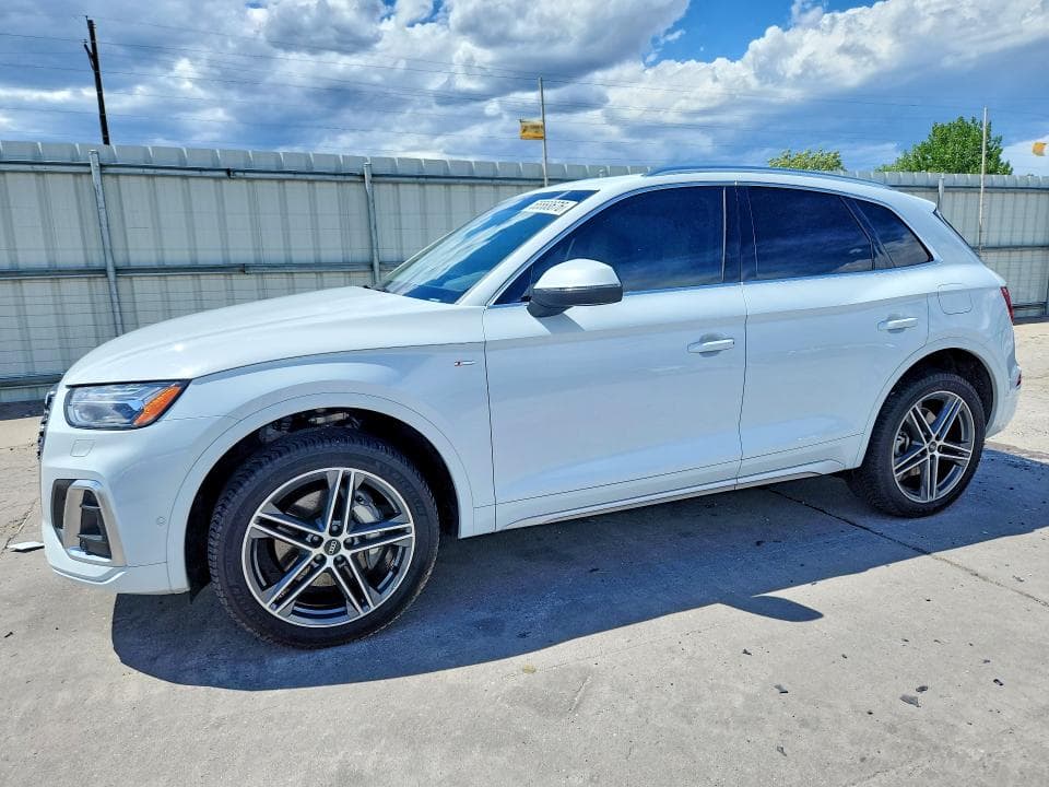 2021 AUDI Q5 E PRESTIGE - 1