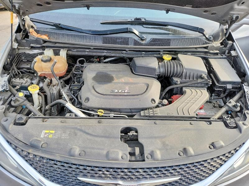 2017 CHRYSLER PACIFICA TOURING L 12