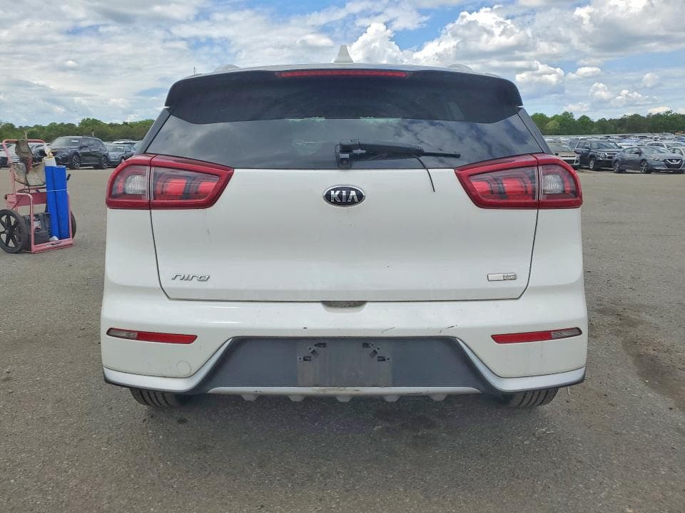 2019 KIA NIRO LX 6