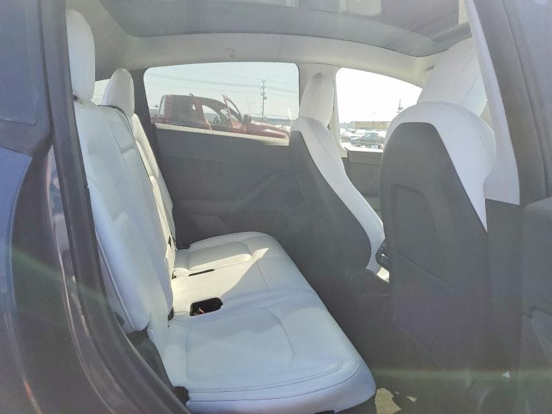 2022 TESLA MODEL Y 11