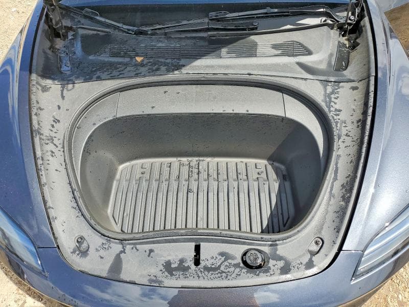 2024 TESLA MODEL 3 11