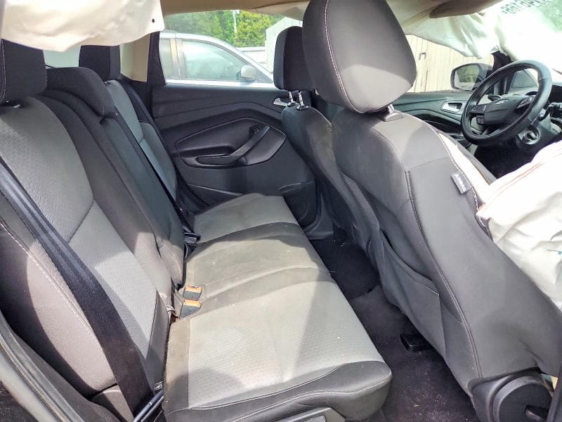 2017 FORD ESCAPE SE 11