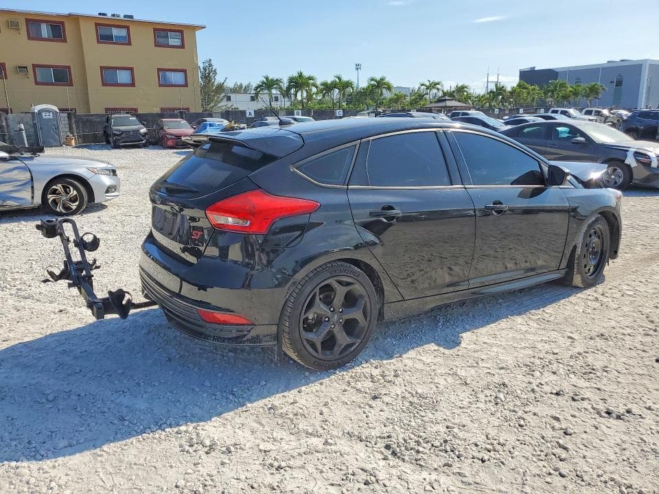 2017 FORD FOCUS ST 3