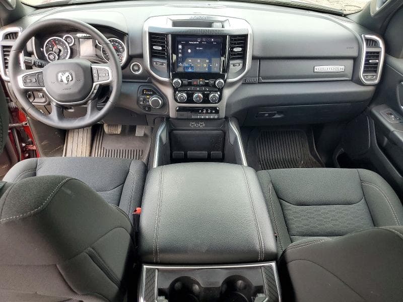 2025 RAM 1500 BIG HORN 8