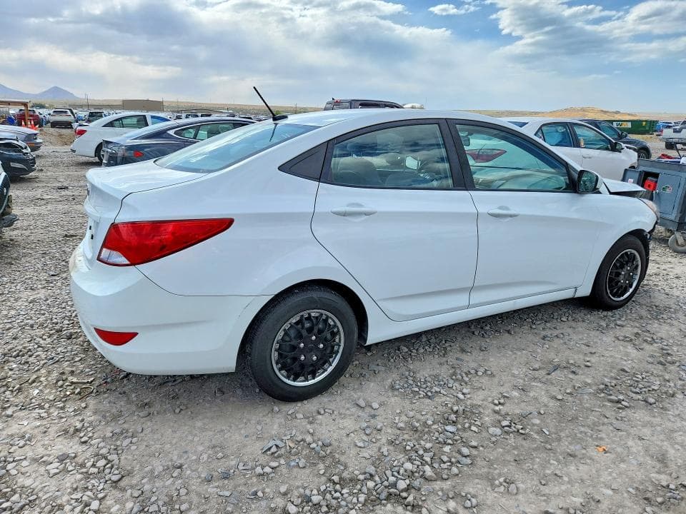 2017 HYUNDAI ACCENT SE 3